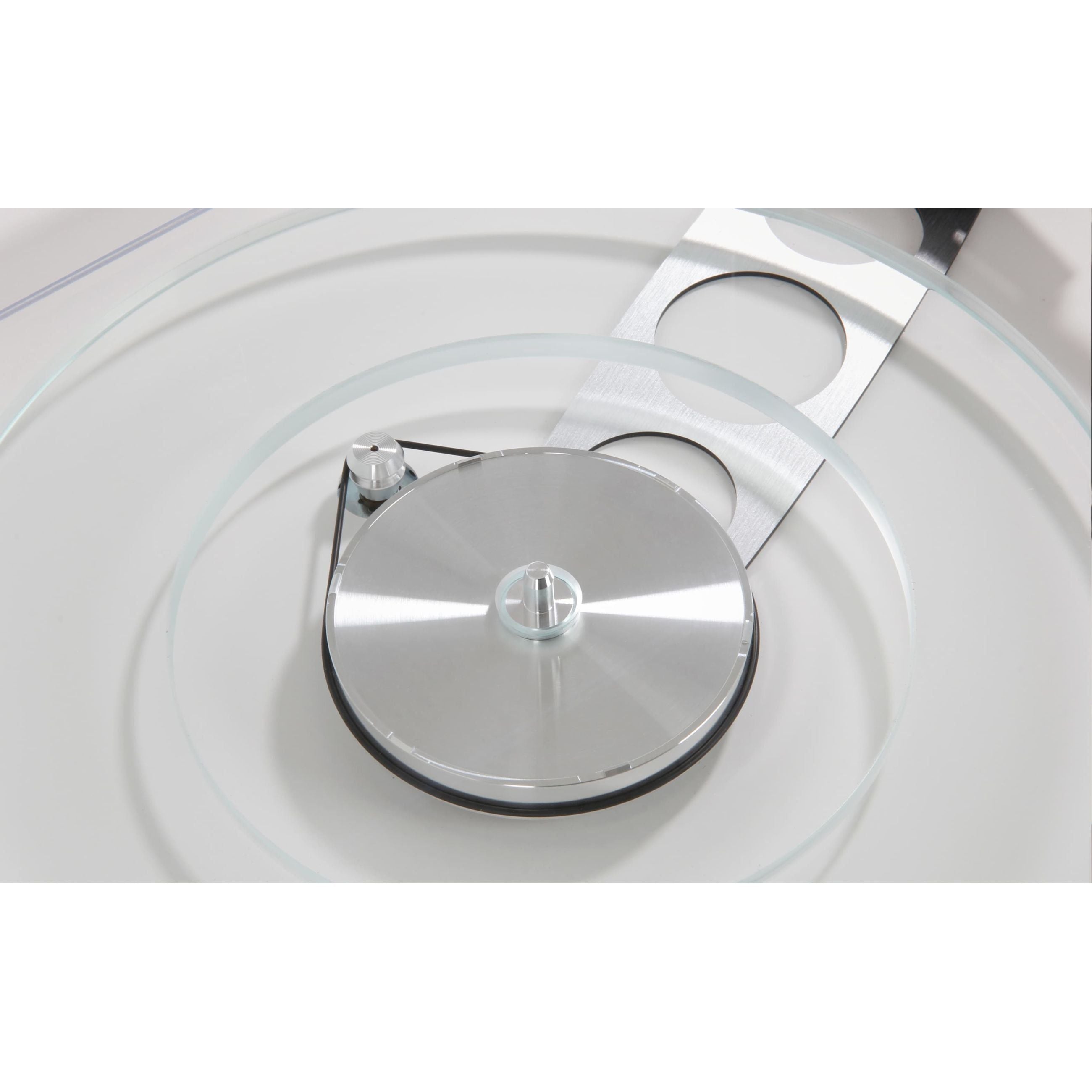 Rega - Planar 6 Turntable